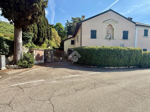 appartamento in vendita a Costermano sul Garda in zona San Verolo