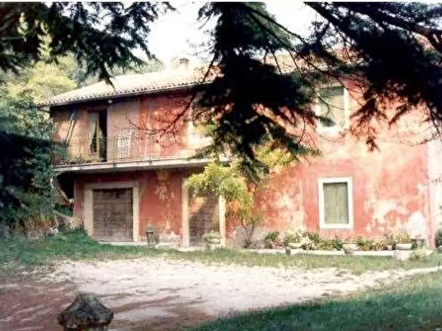 casa indipendente in vendita a Costermano sul Garda in zona Albarè