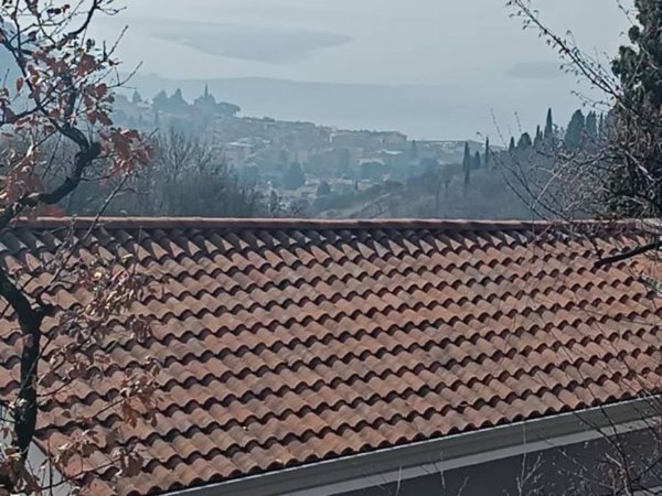 casa indipendente in vendita a Costermano sul Garda in zona Marciaga