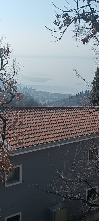 casa indipendente in vendita a Costermano sul Garda in zona Marciaga