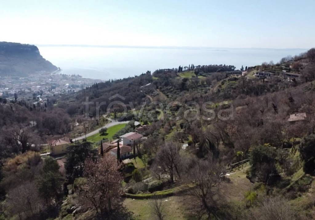 casa indipendente in vendita a Costermano sul Garda in zona Marciaga