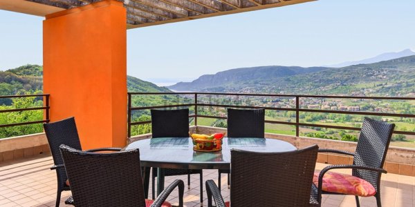 appartamento in vendita a Costermano sul Garda