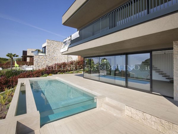 casa indipendente in vendita a Costermano sul Garda in zona Marciaga