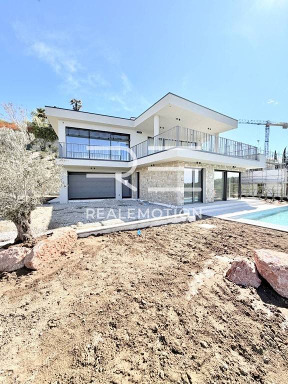 casa indipendente in vendita a Costermano sul Garda