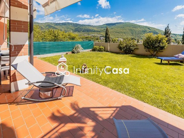 appartamento in vendita a Costermano sul Garda