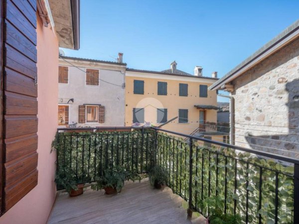 casa indipendente in vendita a Costermano sul Garda