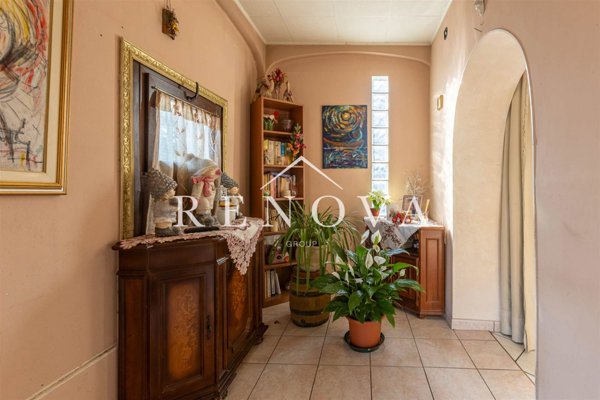 casa indipendente in vendita a Costermano sul Garda in zona Albarè
