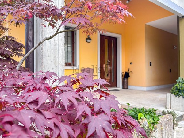 casa indipendente in vendita a Costermano sul Garda