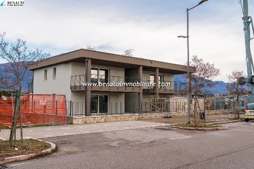 appartamento in vendita a Costermano sul Garda in zona Albarè
