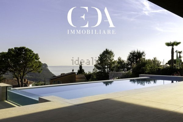 casa indipendente in vendita a Costermano sul Garda in zona Marciaga