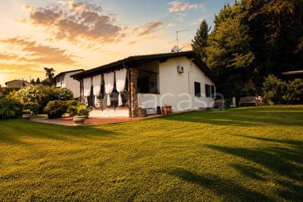 casa indipendente in vendita a Costermano sul Garda