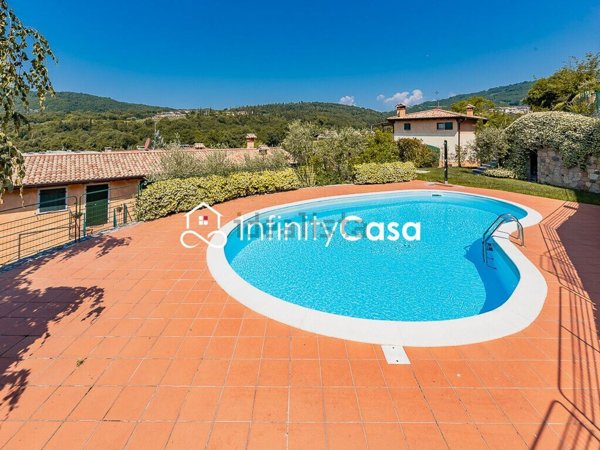 casa indipendente in vendita a Costermano sul Garda
