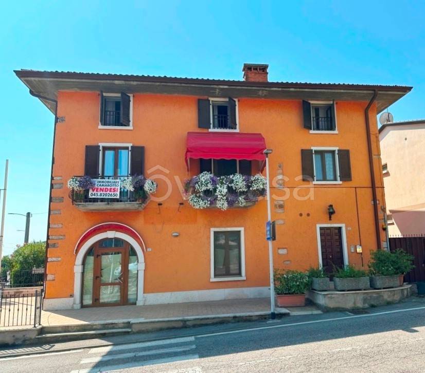 appartamento in vendita a Costermano sul Garda in zona Albarè