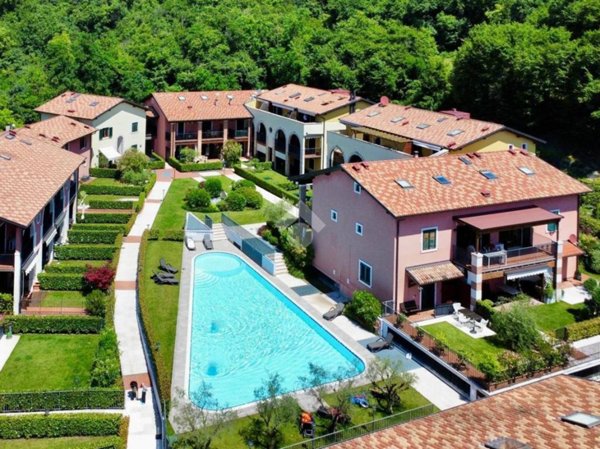 appartamento in vendita a Costermano sul Garda in zona Albarè