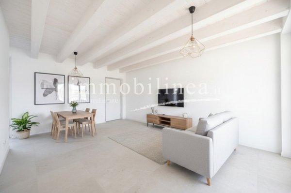 appartamento in vendita a Costermano sul Garda in zona Albarè