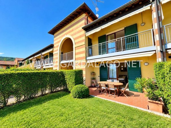 casa indipendente in vendita a Costermano sul Garda in zona Pizzon