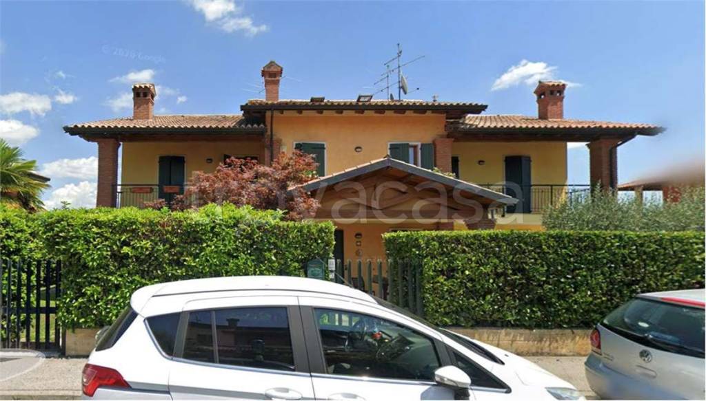 casa indipendente in vendita a Costermano sul Garda