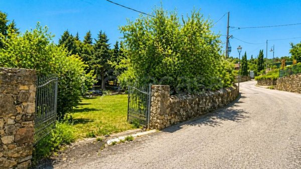 terreno in vendita a Costermano sul Garda in zona Pizzon