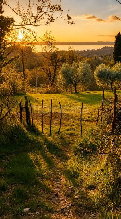 terreno in vendita a Costermano sul Garda
