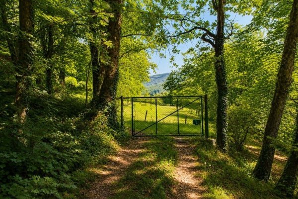 terreno in vendita a Costermano sul Garda