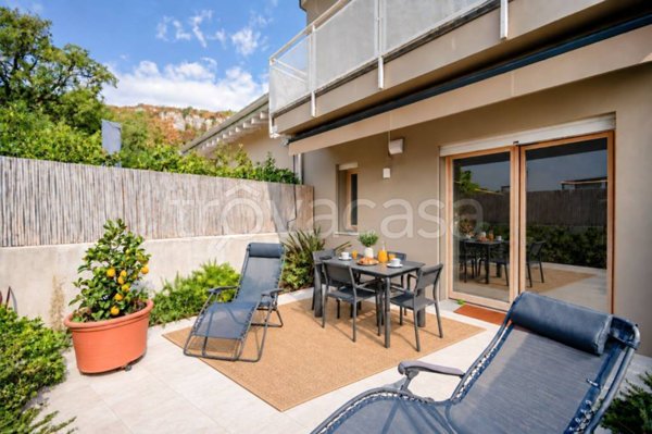 casa indipendente in vendita a Costermano sul Garda in zona Marciaga