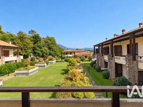 casa indipendente in vendita a Costermano sul Garda in zona Marciaga