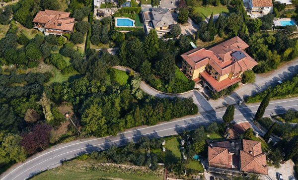 terreno in vendita a Costermano sul Garda in zona Albarè