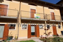 appartamento in vendita a Dolcè in zona Peri