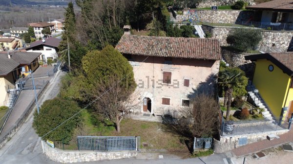 quadrivano in vendita a Dolcè