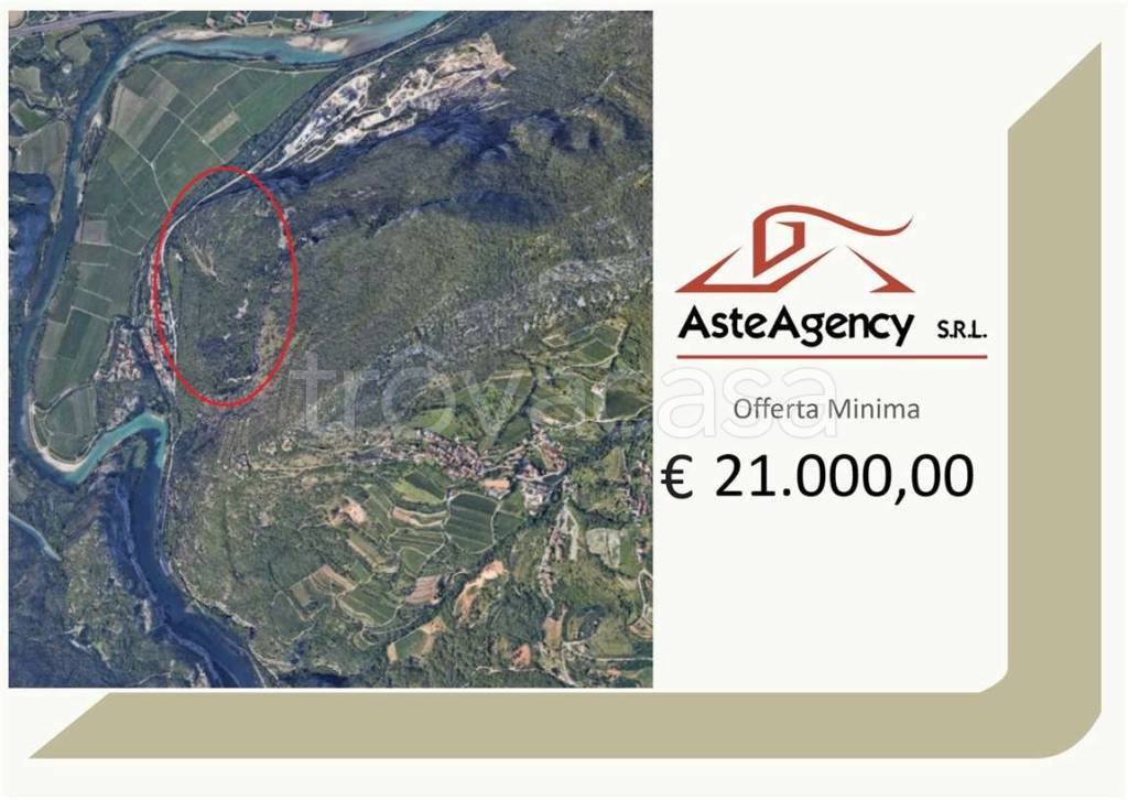 terreno agricolo in vendita a Dolcè in zona Ceraino