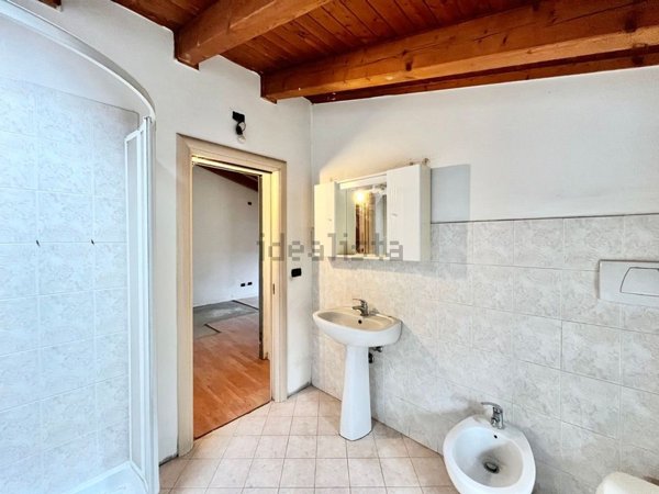 appartamento in vendita a Dolcè in zona Peri