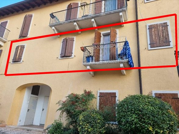 appartamento in vendita a Dolcè in zona Peri