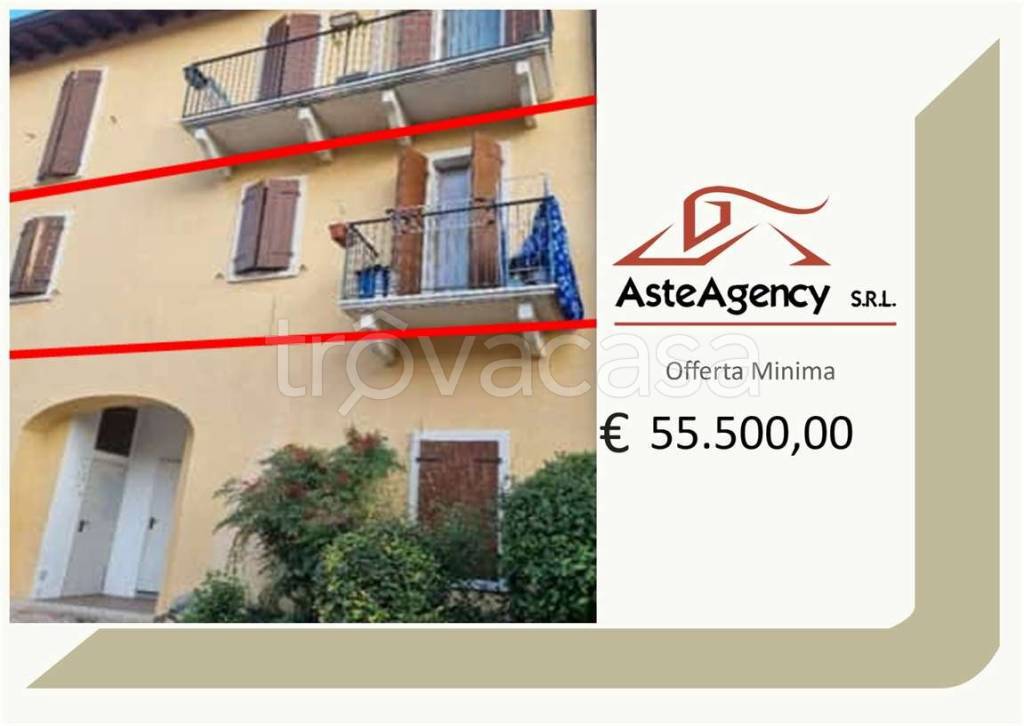 appartamento in vendita a Dolcè in zona Peri