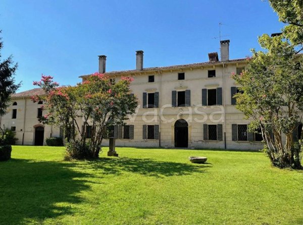 villa in vendita ad Erbè