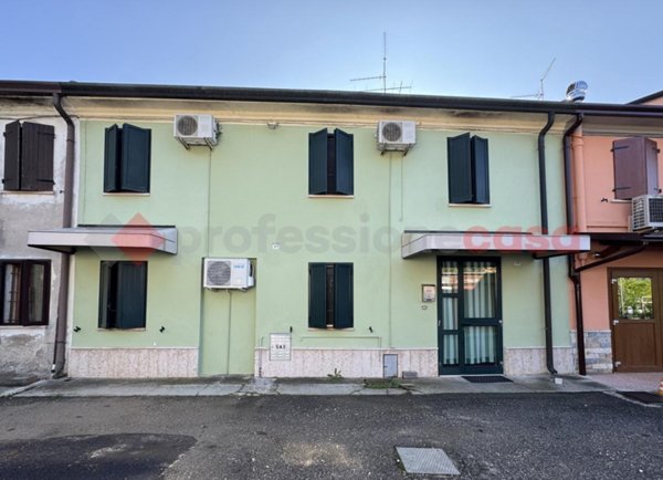 casa indipendente in vendita ad Erbè
