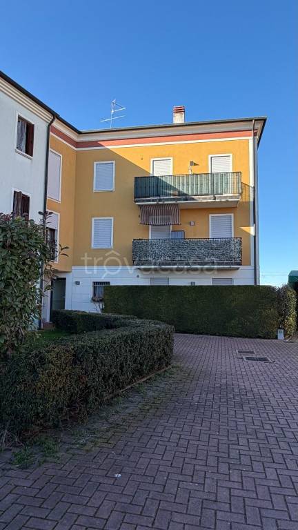 appartamento in vendita ad Erbè