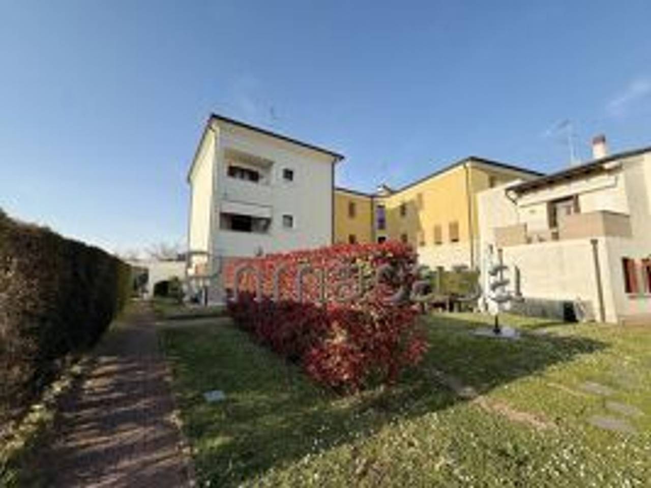 appartamento in vendita ad Erbè