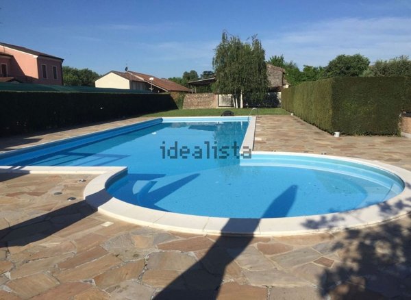 appartamento in vendita ad Erbè