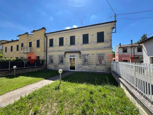 casa indipendente in vendita ad Erbè