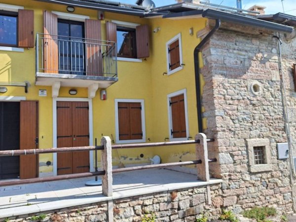 appartamento in vendita ad Erbezzo