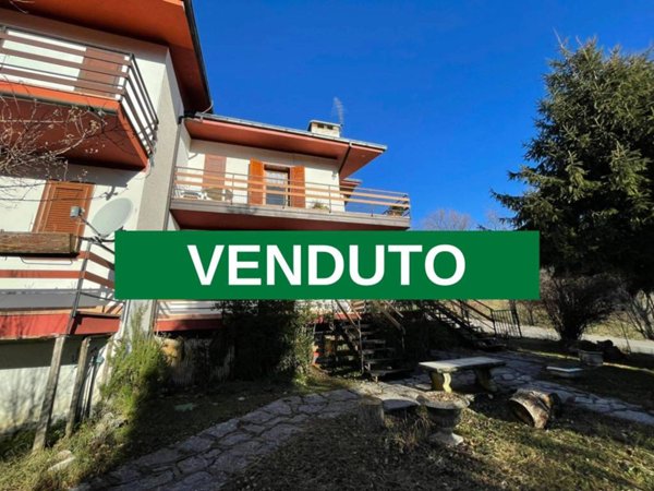 appartamento in vendita a Ferrara di Monte Baldo