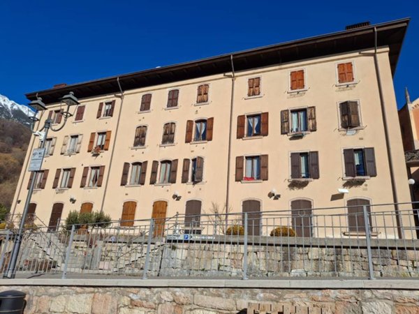 appartamento in vendita a Ferrara di Monte Baldo