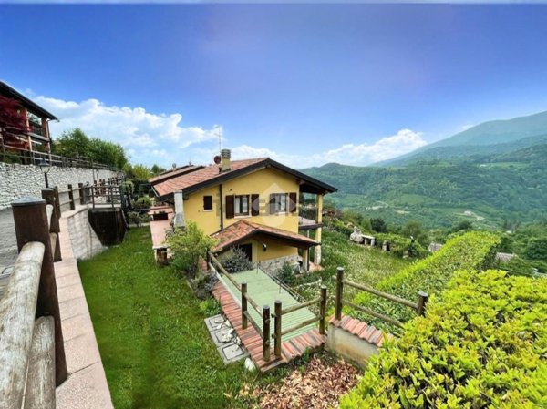appartamento in vendita a Ferrara di Monte Baldo