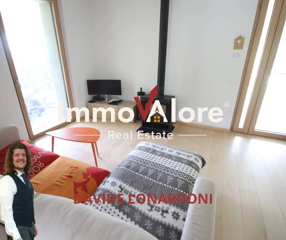 casa indipendente in vendita a Ferrara di Monte Baldo