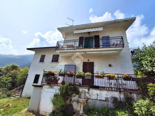appartamento in vendita a Ferrara di Monte Baldo
