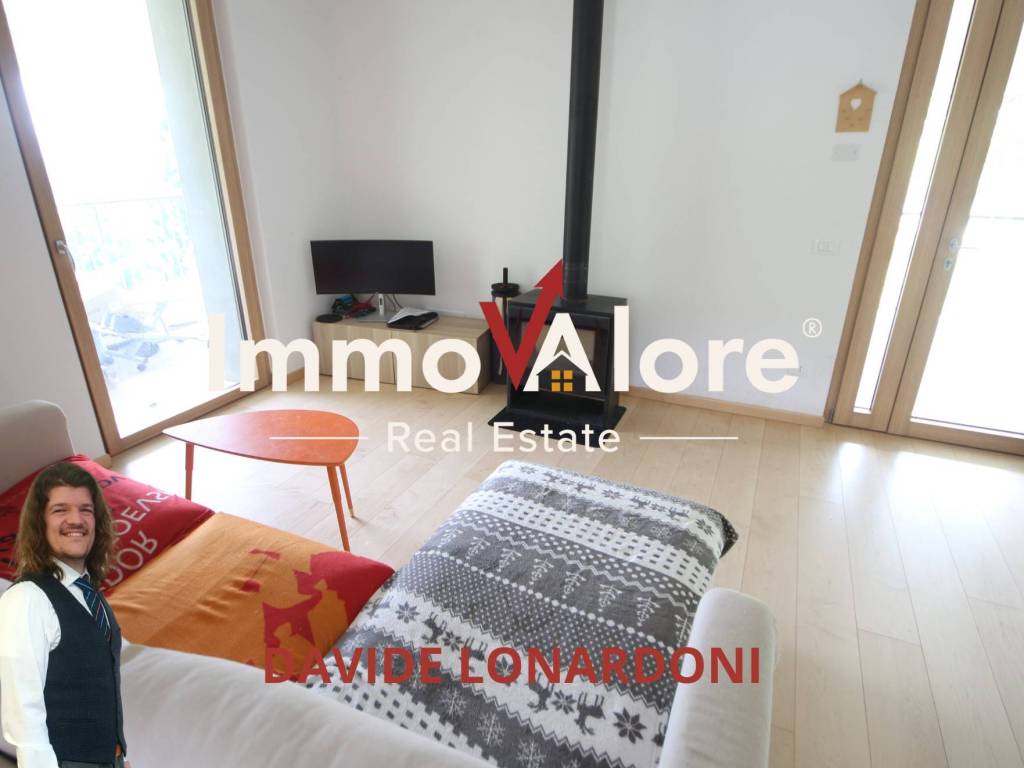 casa indipendente in vendita a Ferrara di Monte Baldo