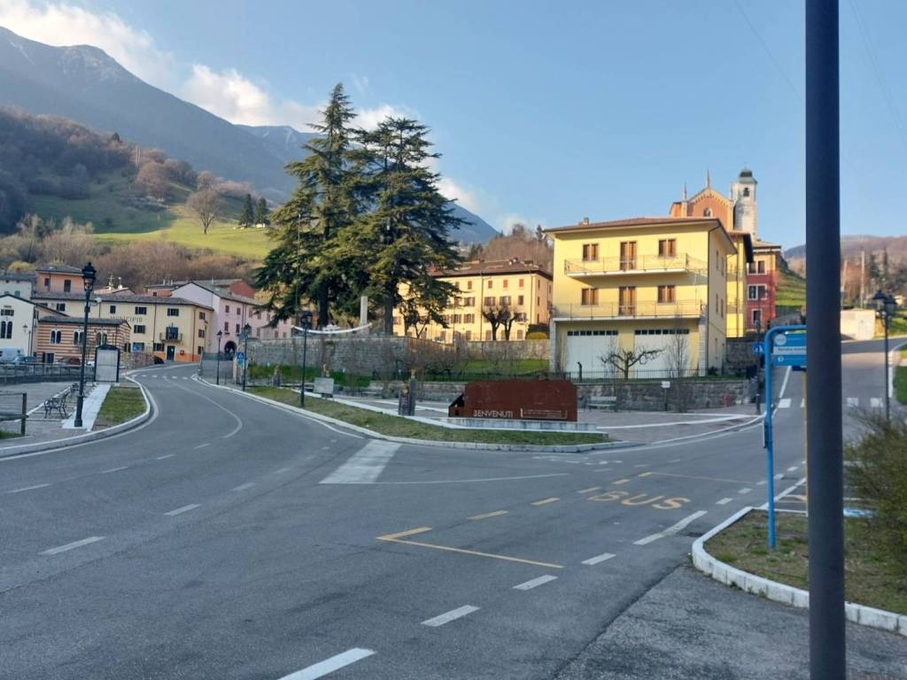 appartamento in vendita a Ferrara di Monte Baldo