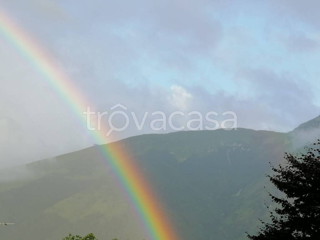terreno edificabile in vendita a Ferrara di Monte Baldo