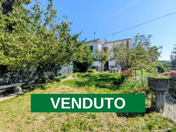 appartamento in vendita a Ferrara di Monte Baldo