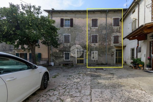 appartamento in vendita a Fumane in zona Breonio